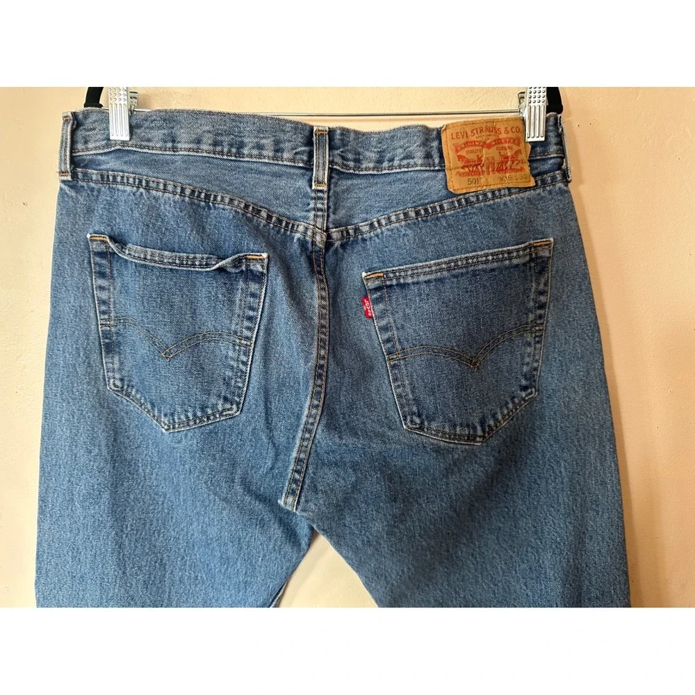 Levis 501 Original Fit Mens Blue Jeans Medium Wash Straight Leg Denim 36x32